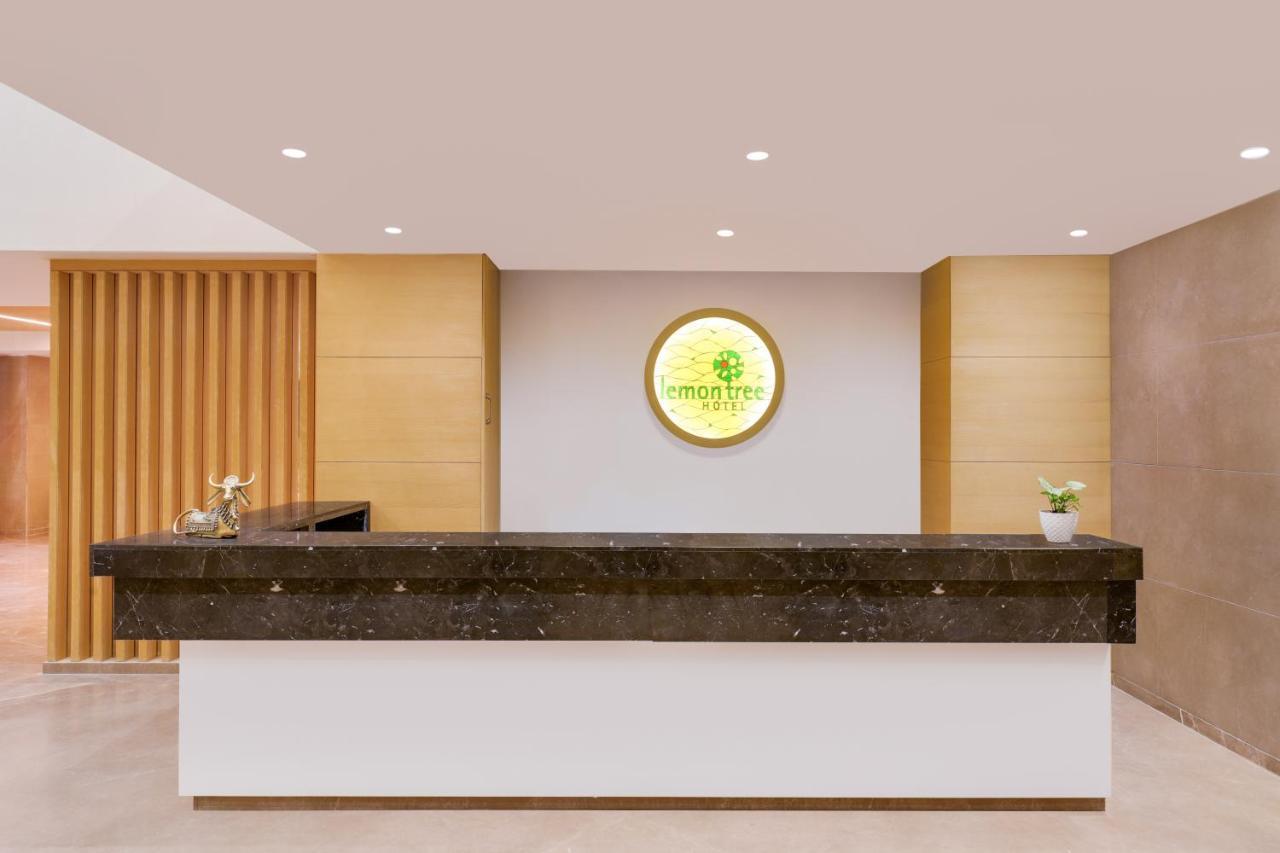 Lemon Tree Hotel Agra Shikohabad Buitenkant foto