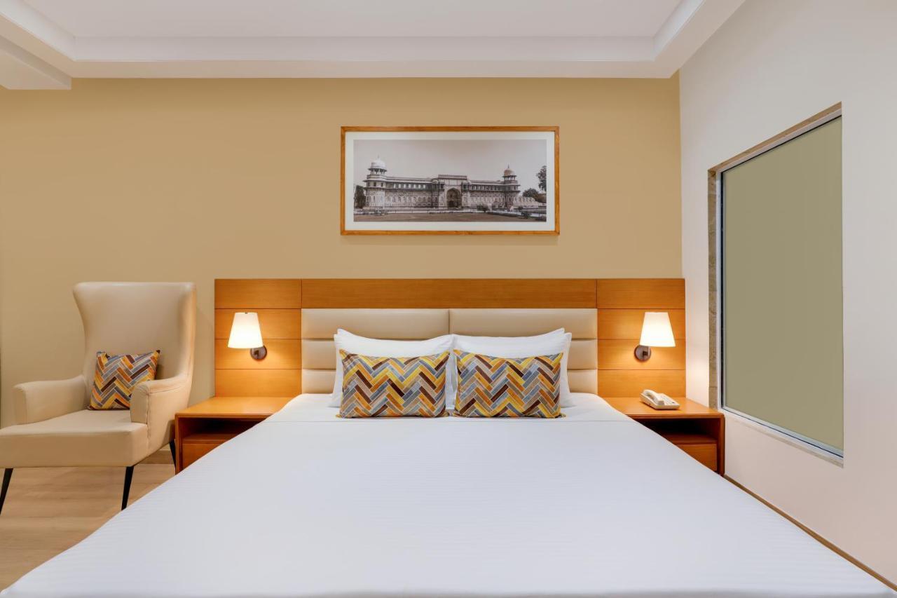 Lemon Tree Hotel Agra Shikohabad Buitenkant foto