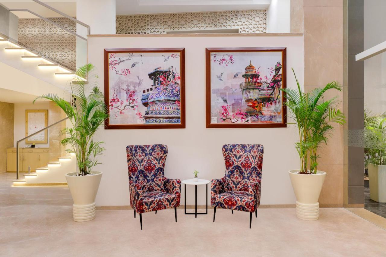 Lemon Tree Hotel Agra Shikohabad Buitenkant foto